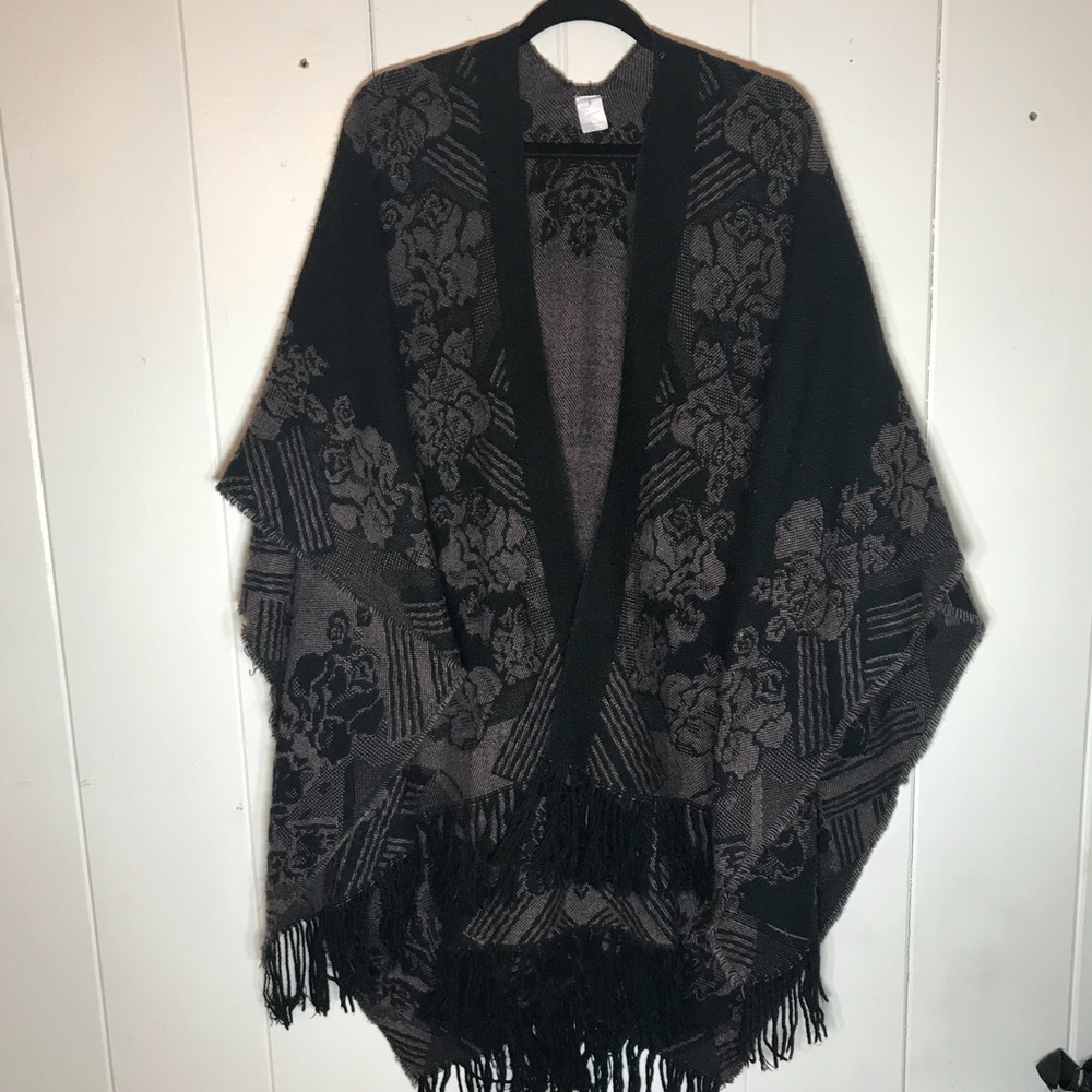 Woven Black and Brown Fringe Shawl